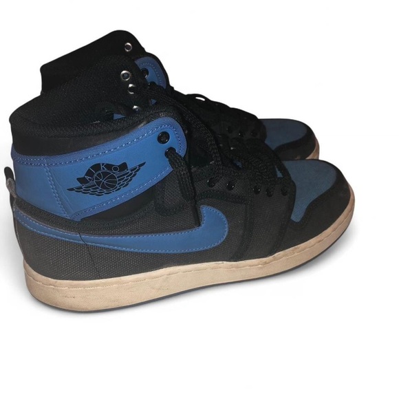 Jordan Shoes - Jordan Black High-Top Sneakers